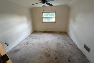 7284 Eastlawn Dr, Cincinnati, OH 45237 - Photo 20