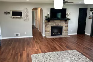 1110 Highview Dr, Beavercreek, OH 45434 - Photo 2