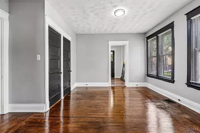 [Address not provided], Cincinnati, OH 45219 - Photo 26