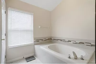 6552 Falling Leaves Court, Deerfield Township, OH 45040 - Photo 30