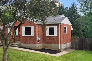 1409 Adams Rd, Cincinnati, OH 45231 - Photo 2