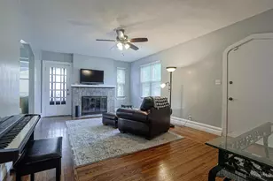 3247 Autumn Ln, Green Township, OH 45239 - Photo 8