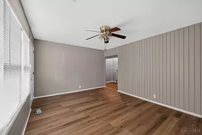 1739 Monterey Court, Cincinnati, OH 45223 - Photo 10