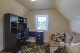1242 Garden Cir, Wyoming, OH 45215 - Photo 36