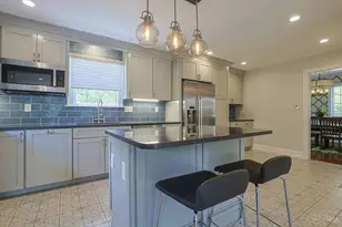 1242 Garden Cir, Wyoming, OH 45215 - Photo 20
