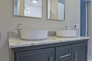 1242 Garden Cir, Wyoming, OH 45215 - Photo 30
