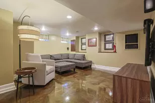1242 Garden Cir, Wyoming, OH 45215 - Photo 38