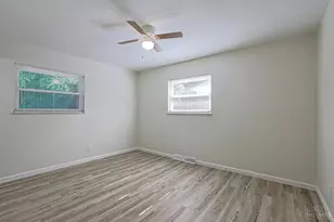 3065 Aquadale Ln, Cincinnati, OH 45211 - Photo 14