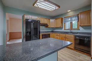 7176 Cherrywood Ln, West Chester, OH 45069 - Photo 16