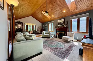 5303 Laurelridge Ln, Green Township, OH 45247 - Photo 12