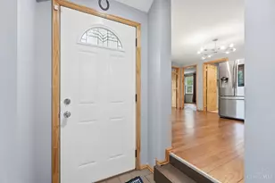 239 Burkhart Ave, Reading, OH 45215 - Photo 8