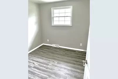 3199 Mary Jane Drive, Green Township, OH 45211 - Photo 12