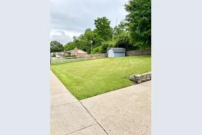 3199 Mary Jane Drive, Green Township, OH 45211 - Photo 4
