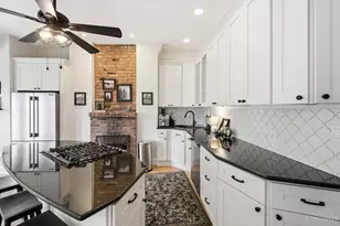 1021 St Gregory St, Cincinnati, OH 45202 - Photo 14