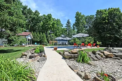 725 Greenville Avenue, Glendale, OH 45246 - Photo 68