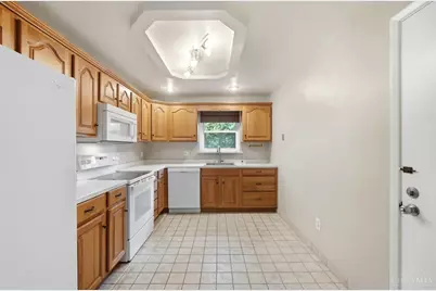 5594 Sunnywoods Lane, Green Township, OH 45239 - Photo 10
