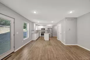 5143 Camargo Rd, Cincinnati, OH 45227 - Photo 10