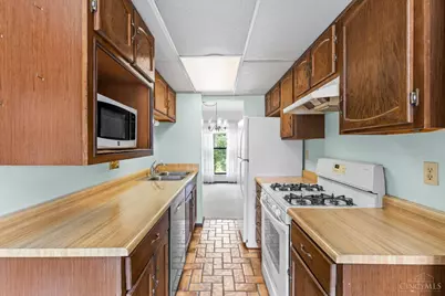 3313 North Bend Road #F, Green Township, OH 45239 - Photo 14