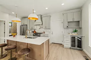 1637 Clayton St, Cincinnati, OH 45206 - Photo 22
