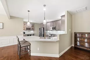 1801 Traverse Creek Dr, Miami Township, OH 45150 - Photo 10
