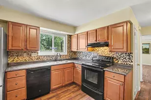 8594 Linderwood Ln, Anderson Township, OH 45255 - Photo 8