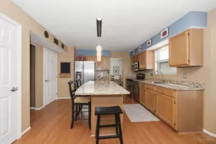4554 Brittwood Cir, Union Township, OH 45103 - Photo 8