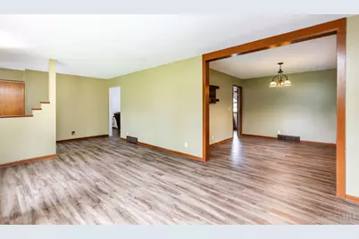 1967 Miles Road, Springfield Township, OH 45231 - Photo 8