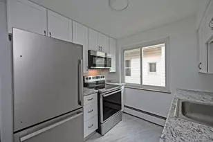 808 Schiff Ave, Cincinnati, OH 45205 - Photo 10