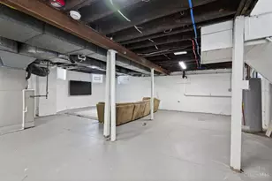 699 N Fred Shuttlesworth Cir, Cincinnati, OH 45229 - Photo 56