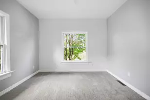 699 N Fred Shuttlesworth Cir, Cincinnati, OH 45229 - Photo 46