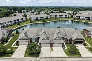 319 Turtle Creek Dr, Loveland, OH 45140 - Photo 2