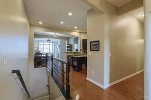 319 Turtle Creek Dr, Loveland, OH 45140 - Photo 6