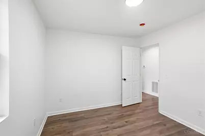 112 W Leslie Avenue, Cincinnati, OH 45215 - Photo 22