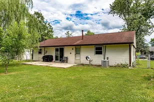 223 Dean Dr, Farmersville, OH 45325 - Photo 6