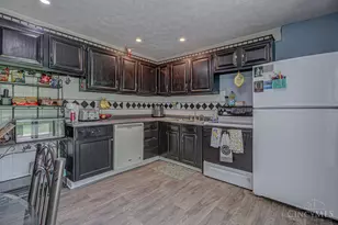 223 Dean Dr, Farmersville, OH 45325 - Photo 8