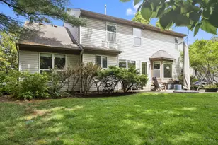 9470 Carriage Run Cir, Deerfield Township, OH 45140 - Photo 6