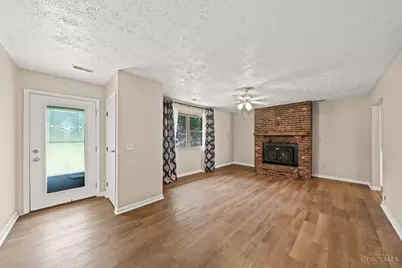 304 Oakwood Lane, Goshen, OH 45122 - Photo 8
