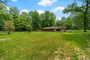 304 Oakwood Ln, Goshen, OH 45122 - Photo 4