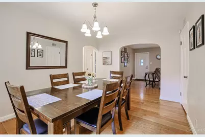 5042 Collinwood Place, Cincinnati, OH 45227 - Photo 8