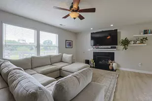 289 Hennepin Dr, Hamilton Township, OH 45039 - Photo 8