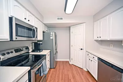 5884 Stonebridge Circle Way #101, Miami Township, OH 45150 - Photo 16