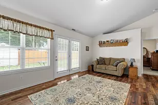 1818 Kenway Pl, Middletown, OH 45044 - Photo 6