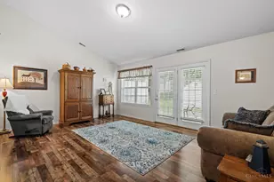 1818 Kenway Pl, Middletown, OH 45044 - Photo 4