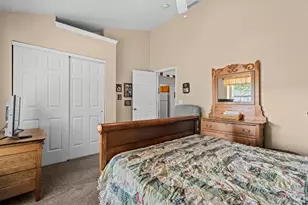 1818 Kenway Pl, Middletown, OH 45044 - Photo 18