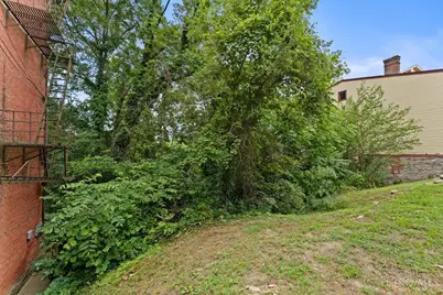 1861 Walker Street, Cincinnati, OH 45202 - Photo 4