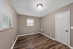 3254 Gobel Ave, Cincinnati, OH 45211 - Photo 16