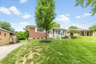 5895 Giffindale Dr, Green Township, OH 45239 - Photo 2