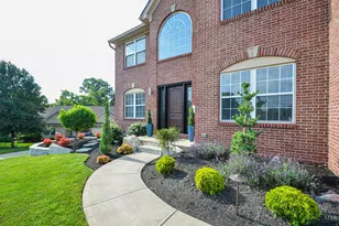 5945 Brierly Ridge Dr, Green Township, OH 45247 - Photo 12