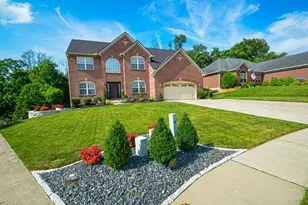 5945 Brierly Ridge Dr, Green Township, OH 45247 - Photo 6