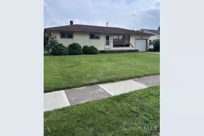 881 Sanders Drive, Hamilton, OH 45013 - Photo 2